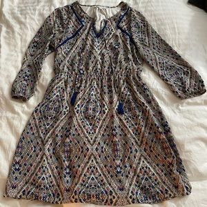 DR 2 Daniel Rainn v neck dress w/ tassel ties